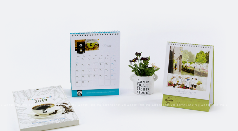 Cac Mau Lich Treo Tuong Cao Cap Cho Doanh Nghiep Artclick 15