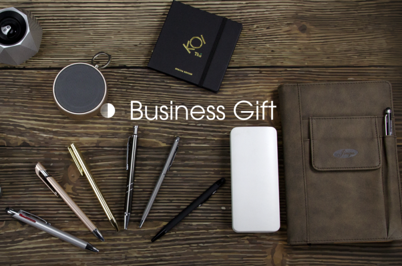 Cac Mau Lich Treo Tuong Cao Cap Cho Doanh Nghiep Artclick 2.7