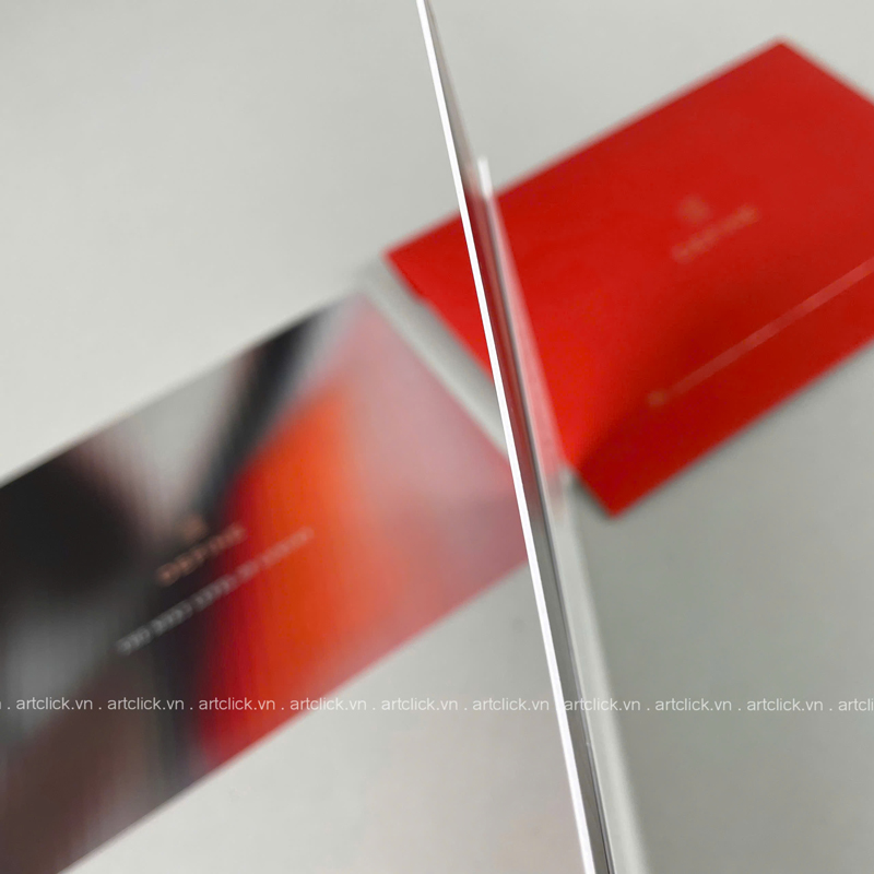 thiết kế thiệp mời sự kiện