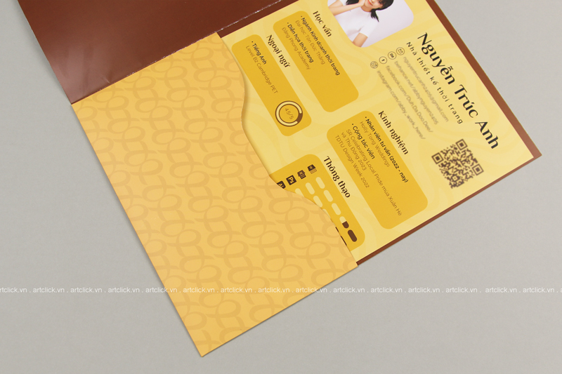 thiết kế bộ nhận diện thương hiệu