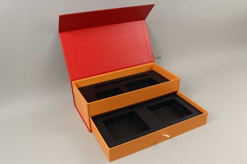 in hộp giấy cứng cao cấp