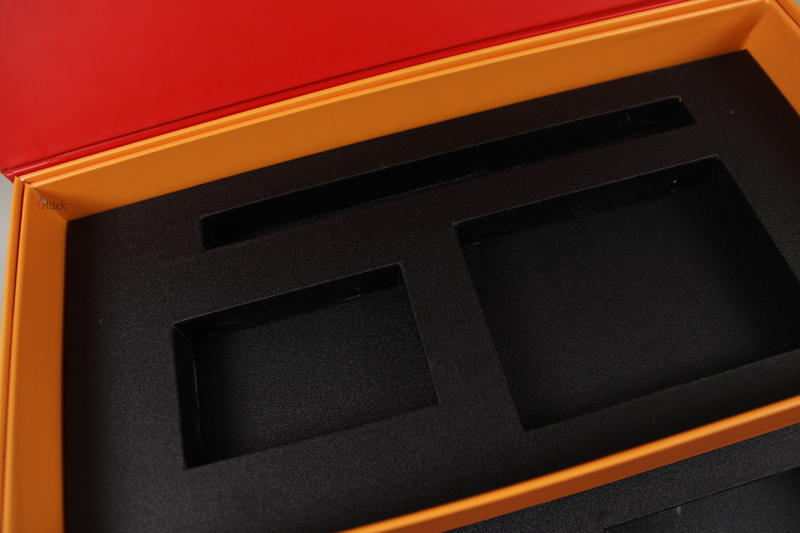 in hộp giấy cứng cao cấp