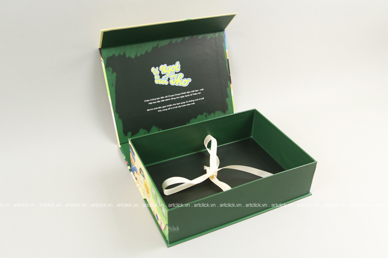 in hộp carton theo yêu cầu