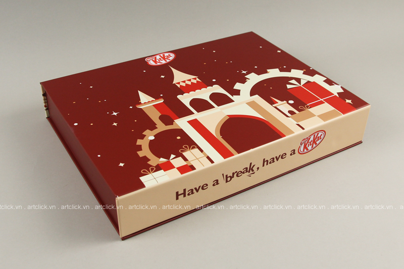 in hộp giấy màu đỏ